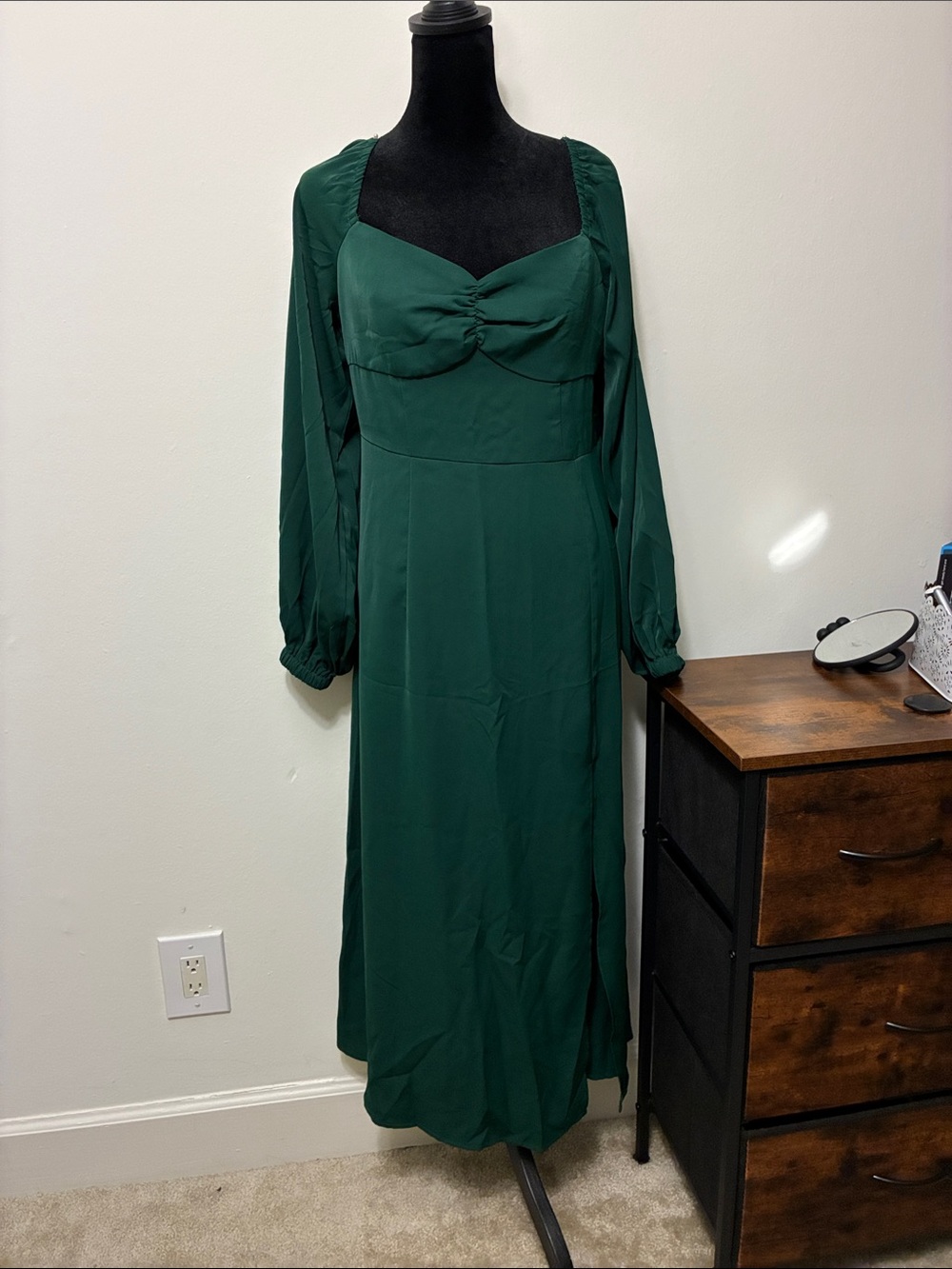NWT Cider Deep Green Long-Sleeve Midi Dress